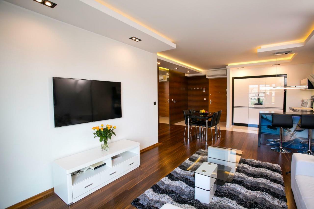 Apartament Amber Centrum Z Basenem Apartment Gdansk Luaran gambar